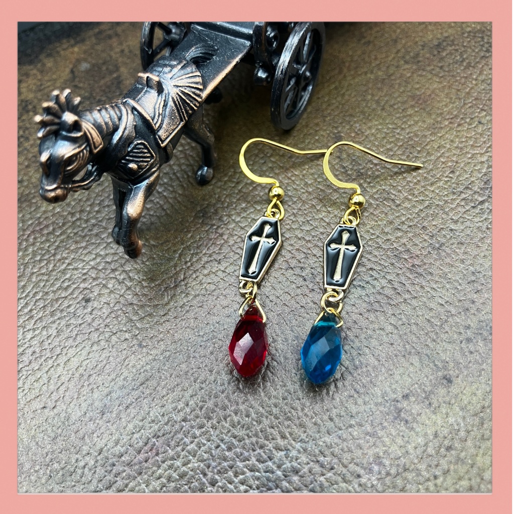 【ピアス イヤリング】レッド　ブルー×ゴールド　ハンドメイド　ニッケルフリー