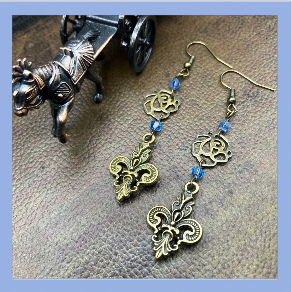 【ピアス イヤリング】ブルー×金古美 ハンドメイド