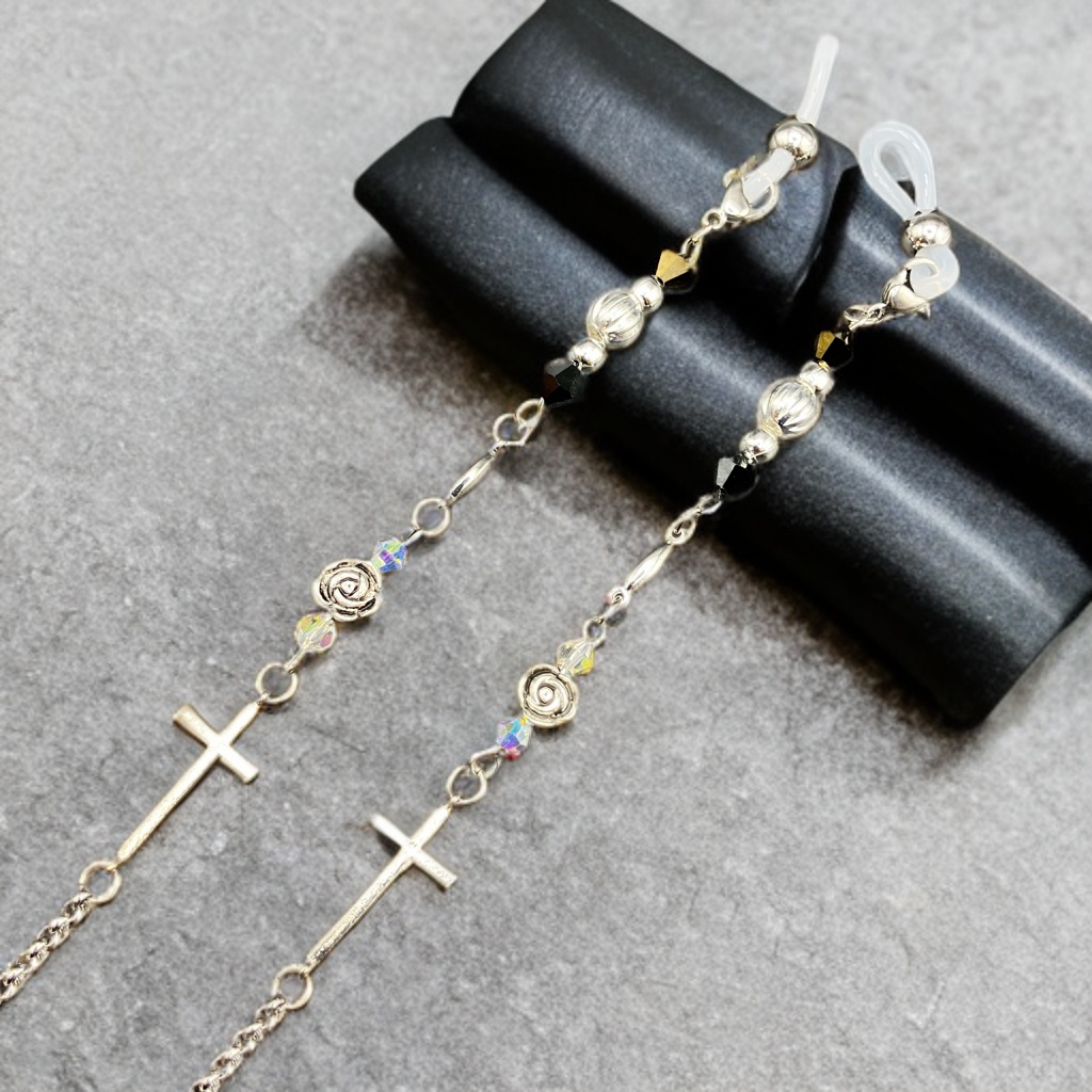 【メガネチェーン】ブラック×シルバー　(ニッケルフリー)ハンドメイド