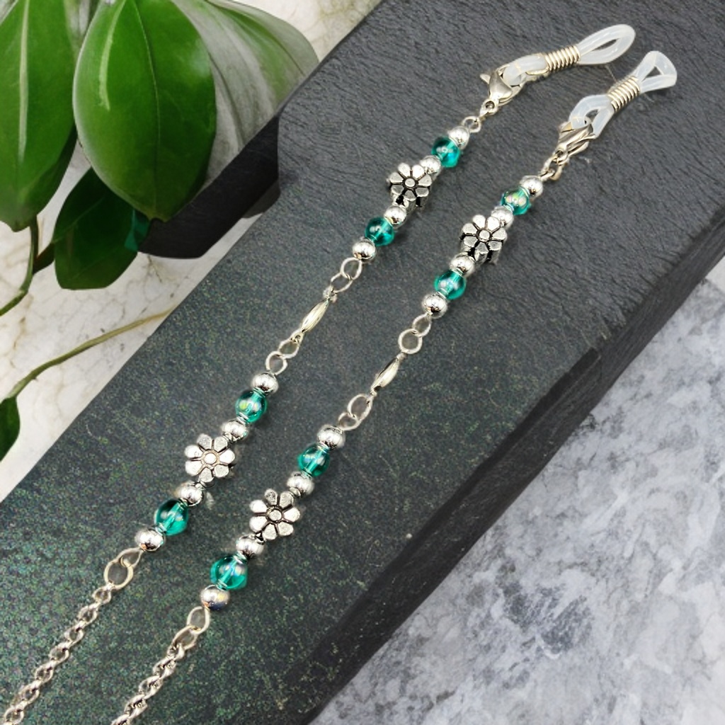 【メガネチェーン】グリーン×シルバー (ニッケルフリー)ハンドメイド