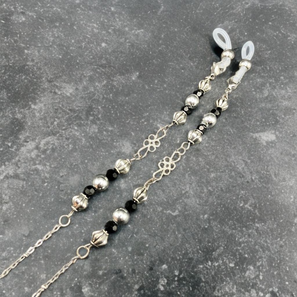 【メガネチェーン】ブラック×シルバー (ニッケルフリー)ハンドメイド