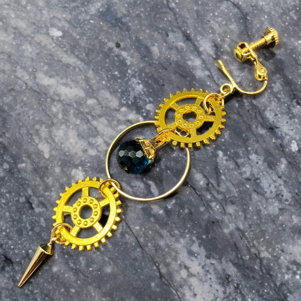 【3/20 アルトヴァリエで先行販売　後日BOOTHで通販予定】片耳イヤリング アシンメトリー ピアス穴不要　金属アレルギー対応　個性派アクセ　歯車　スチームパンク　ブルー