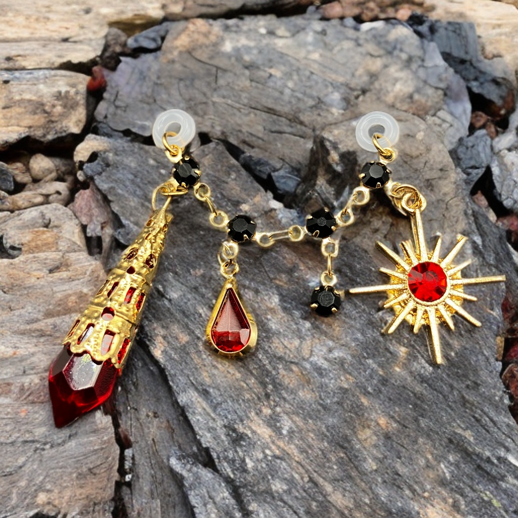 メガネチャーム メガネアクセサリー ファンタジー 個性的 推し活 レッド ペンデュラム