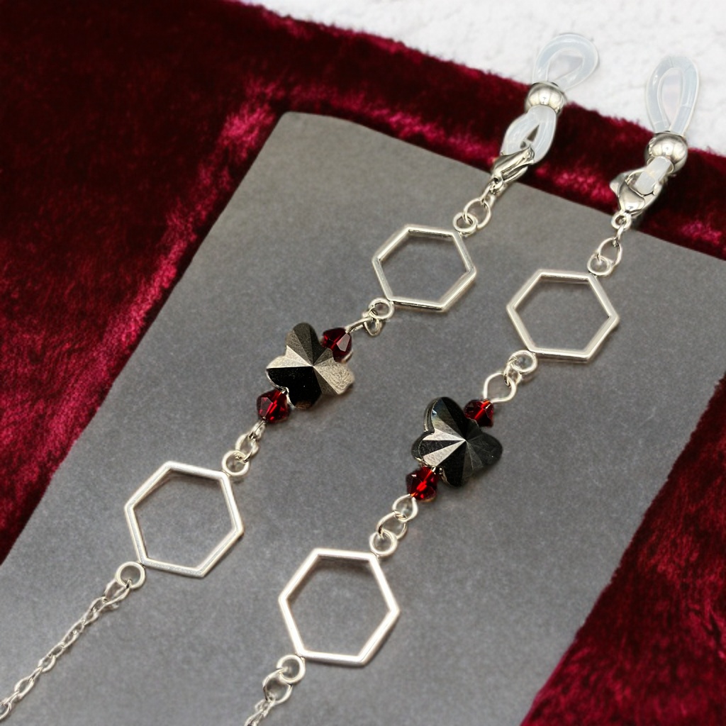 メガネチェーン グラスコード 金属アレルギー対応 サージカルステンレス ファンタジー ニッケルフリー 個性的 推し活 かっこいい 蝶々 サイバー 六角形 レッド