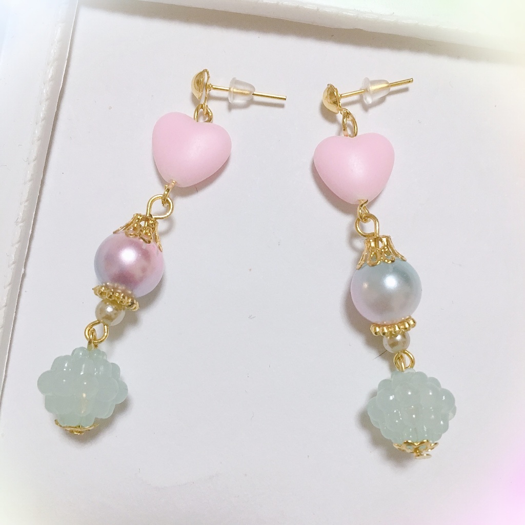 ハートキャンディ×金平糖のゆめかわピアス*イヤリング 樹脂ピアス キッズイヤリング