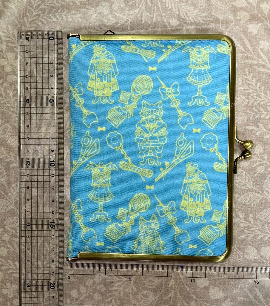 ロロくんモチーフ がま口ブックカバー