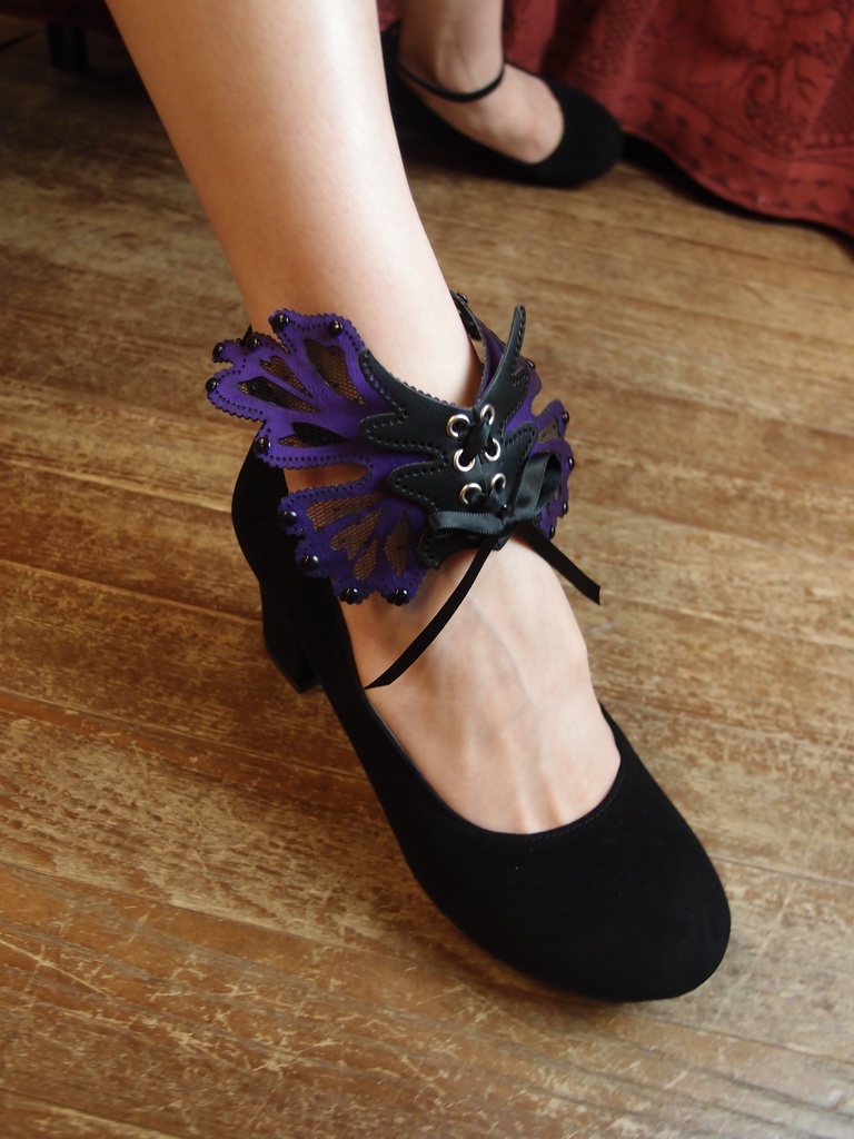 スワロウテイル・シューズクリップ【サテンレース製】