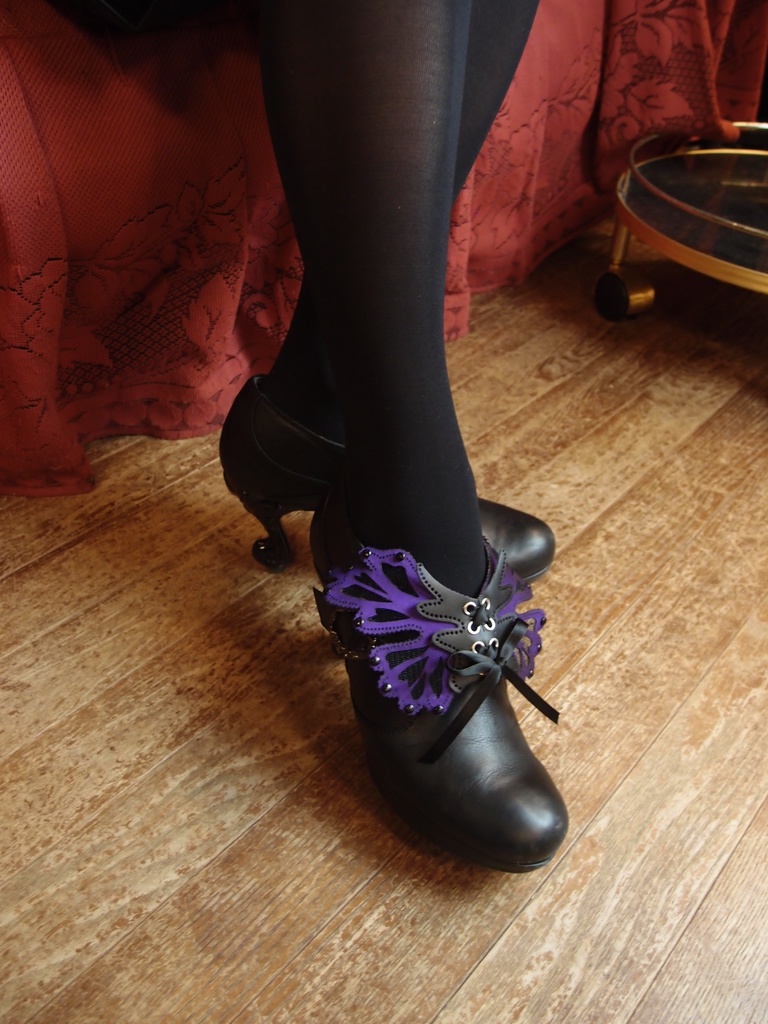 スワロウテイル・シューズクリップ【サテンレース製】