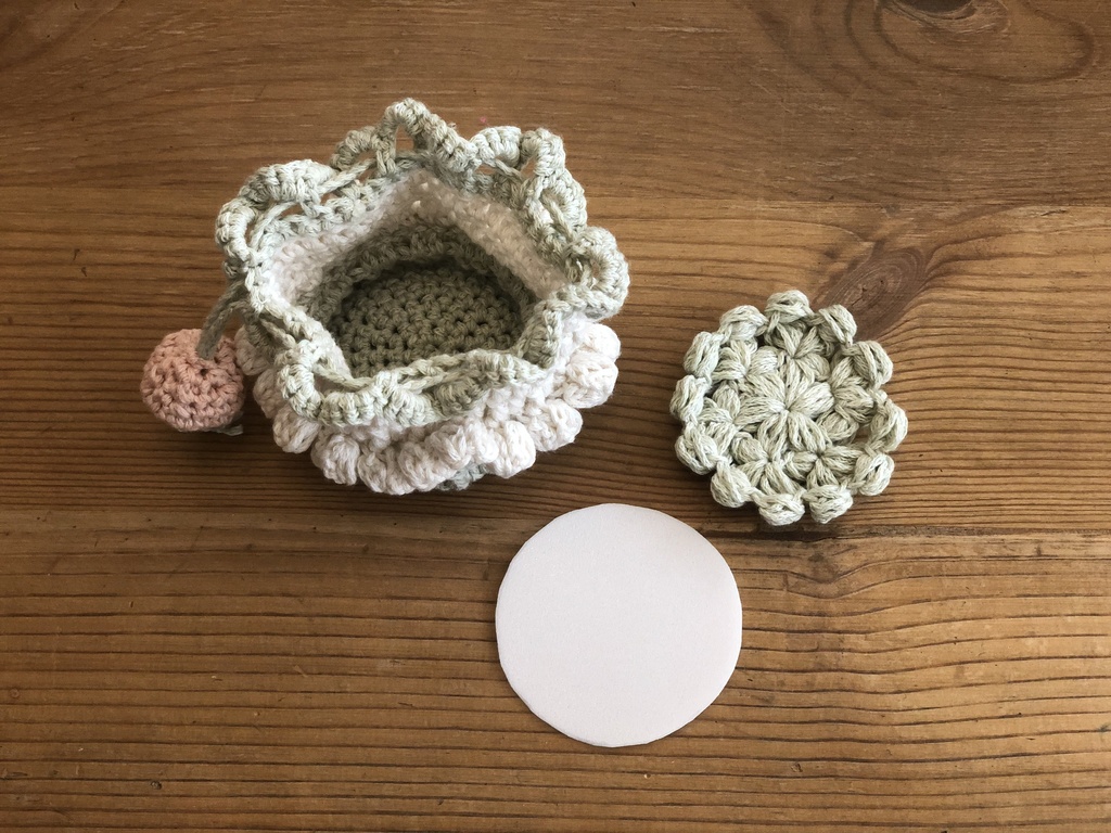 カップケーキ型巾着・おひるねこサイズ