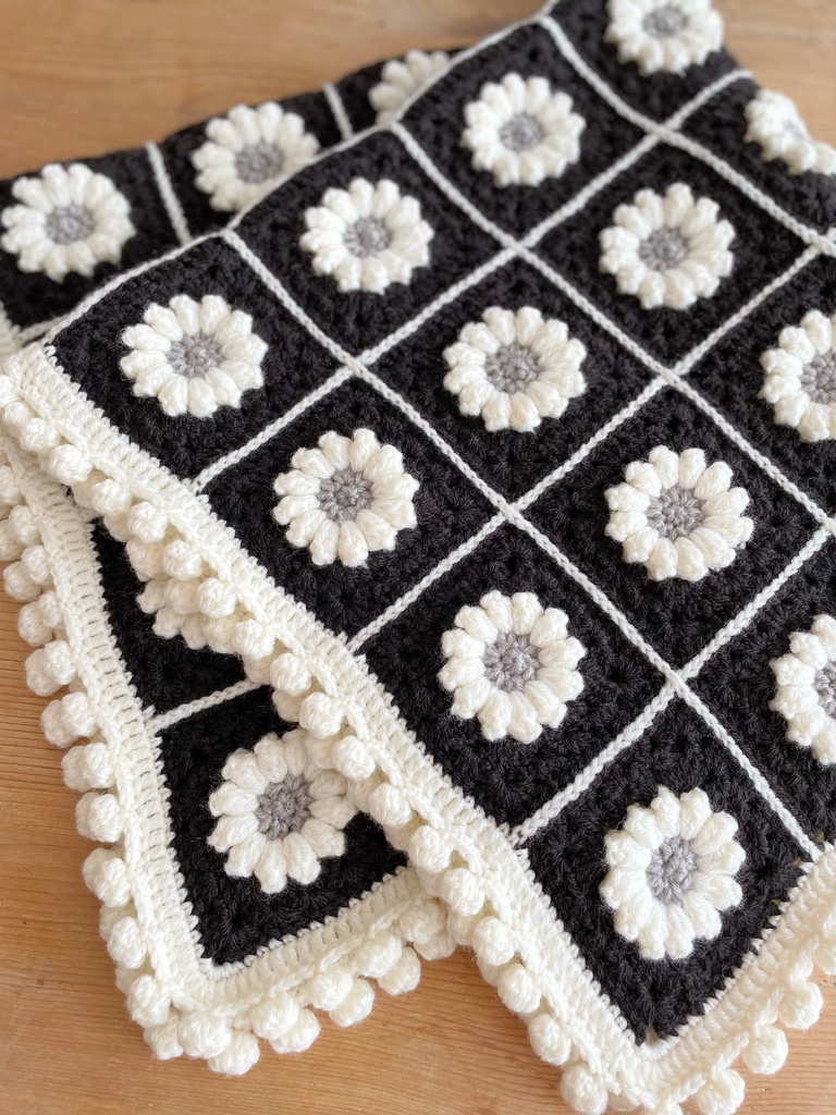 マーガレットのモノクロブランケット