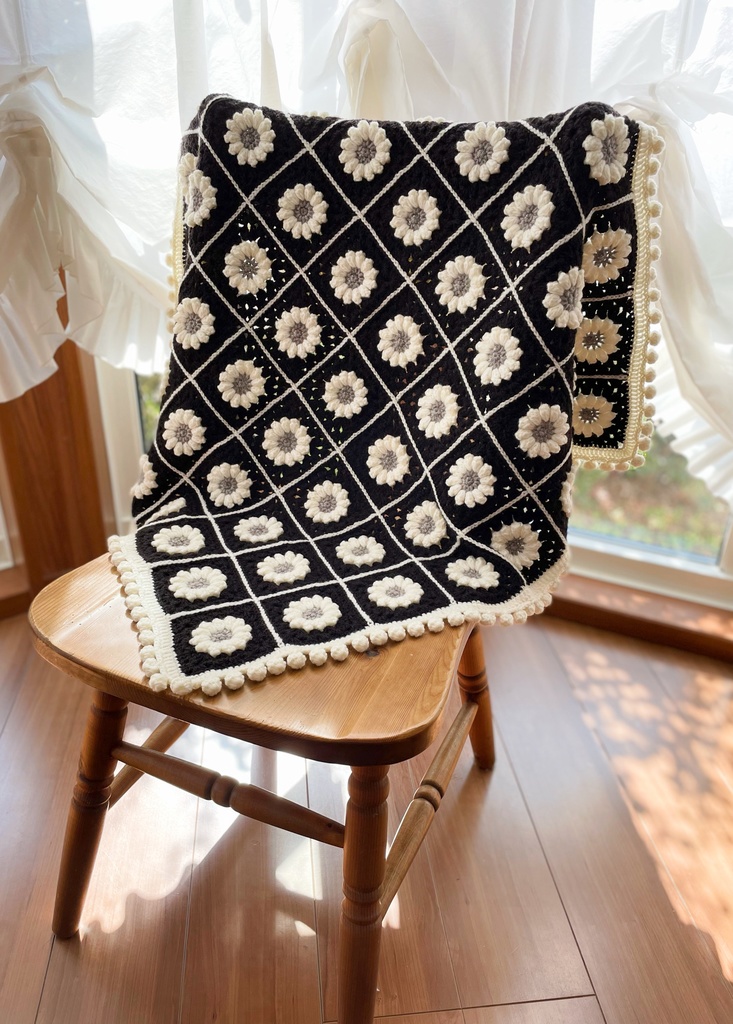 マーガレットのモノクロブランケット