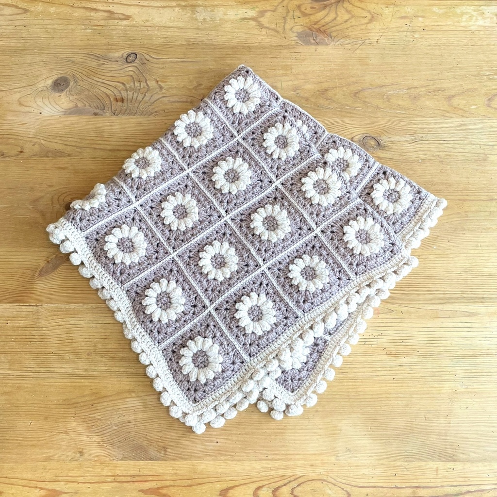 マーガレットのミルクココア色ブランケット