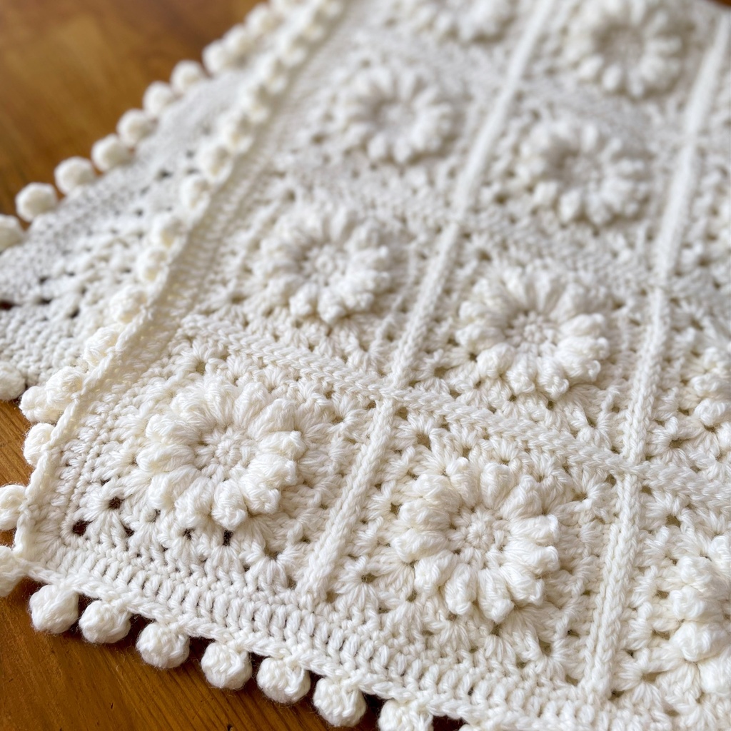 マーガレットのまっしろなハーフブランケット