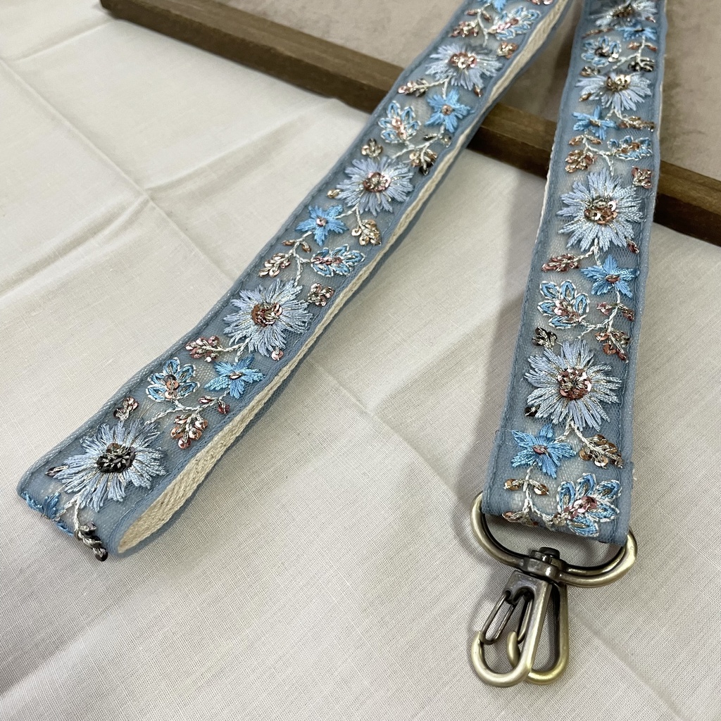インド刺繍リボン スマホショルダーストラップ