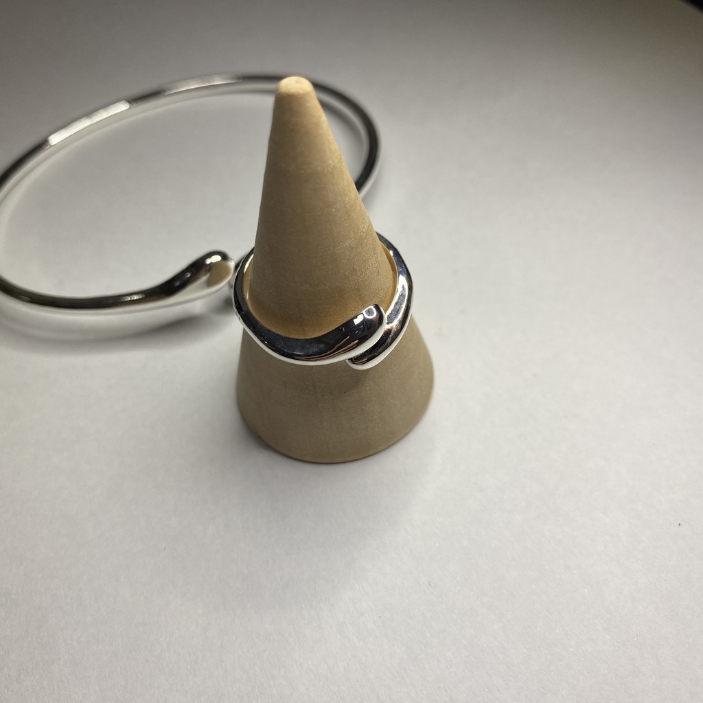 【silver925 】シンプル シルバーリング フリーサイズ 雫 drop