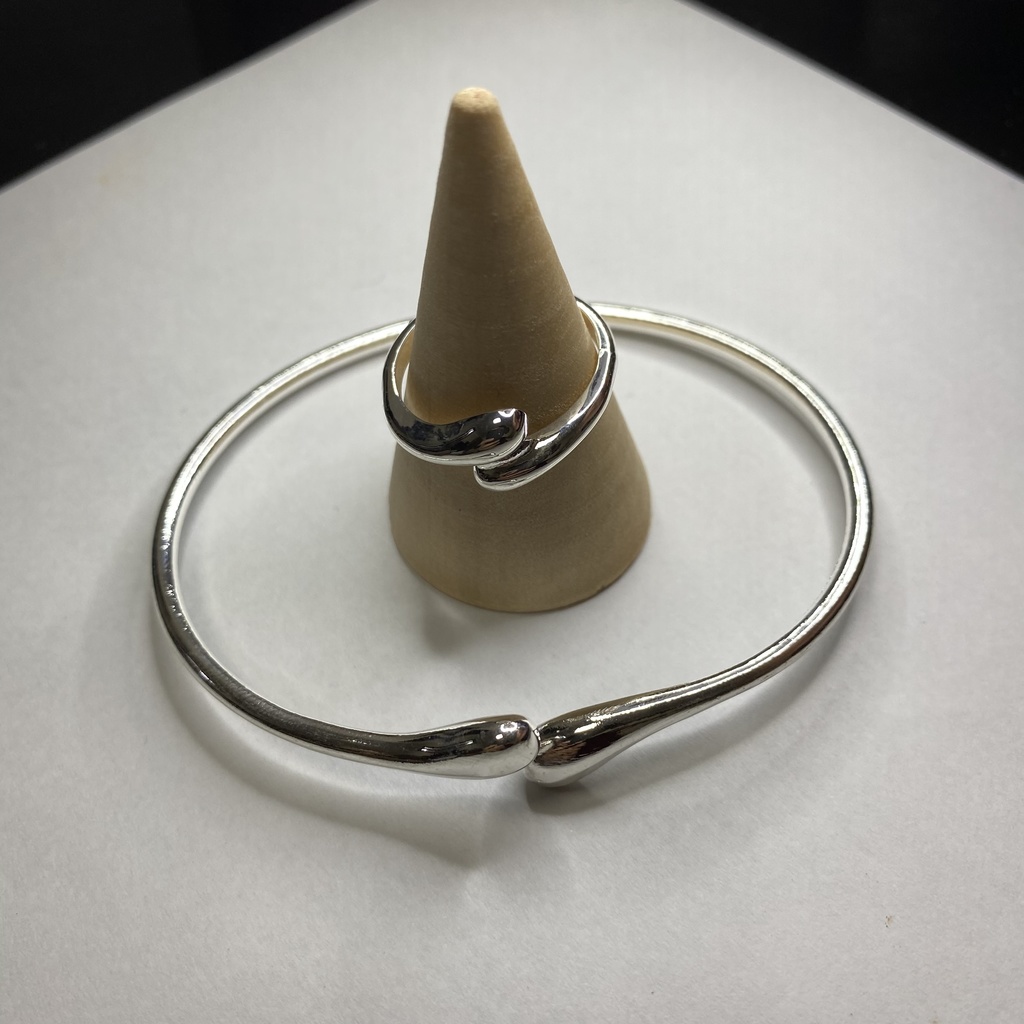 【silver925 】シンプル シルバーリング フリーサイズ 雫 drop