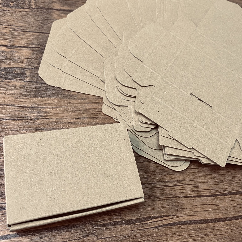 最安120円で発送可能!名刺サイズダンボール15枚セット【おまけつき】