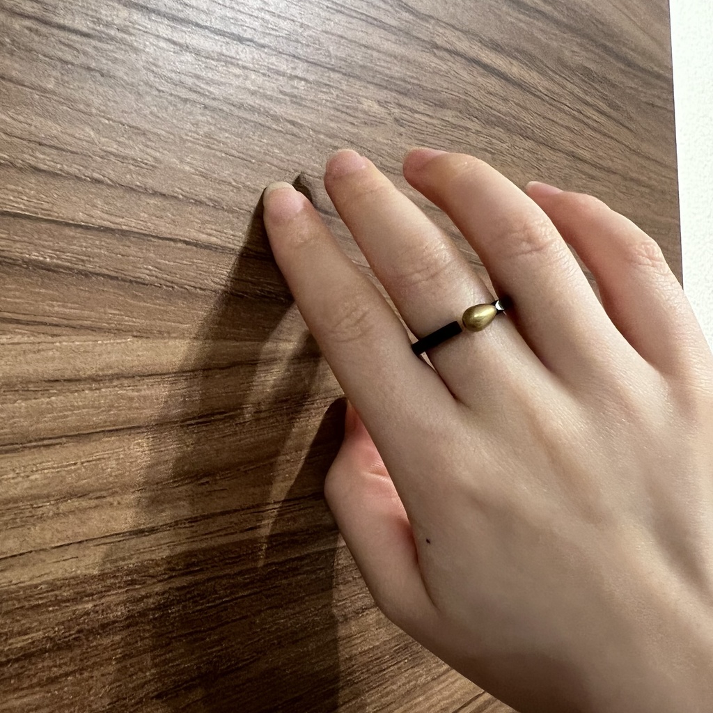 マッチ棒リング オープンリング ブラック×ゴールド