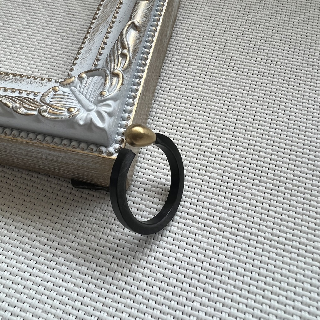 マッチ棒リング オープンリング ブラック×ゴールド