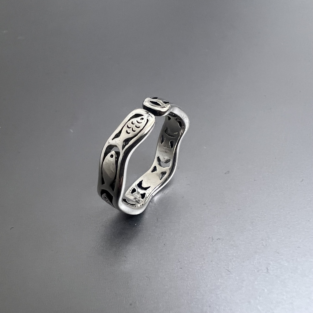 お魚さん行列リング シルバーリング フリーサイズ【SV925】