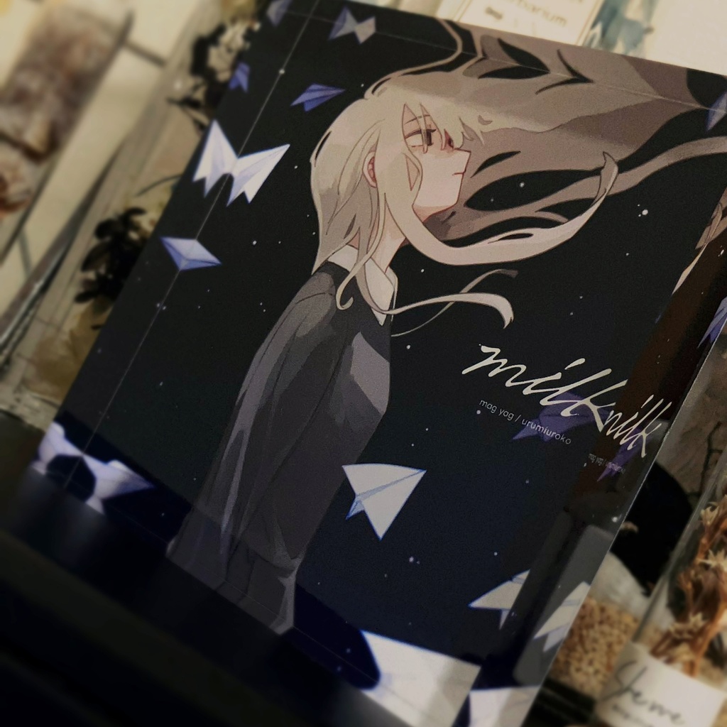 milkアクリルブロック