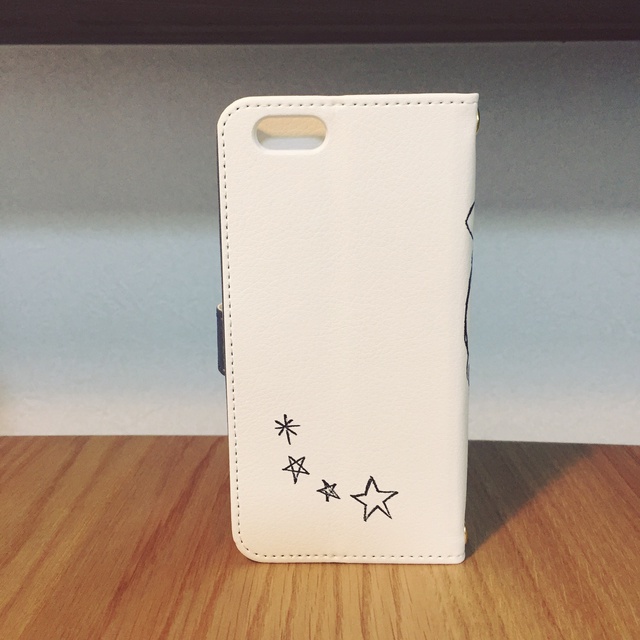 【送料無料】転がりシロクマの手帳型スマホケース