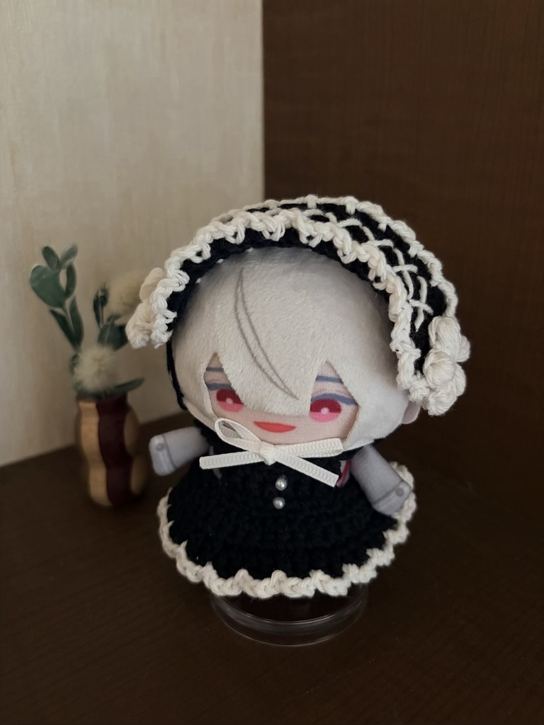 ヘッドドレスとエプロンドレスのセット(ブラック)