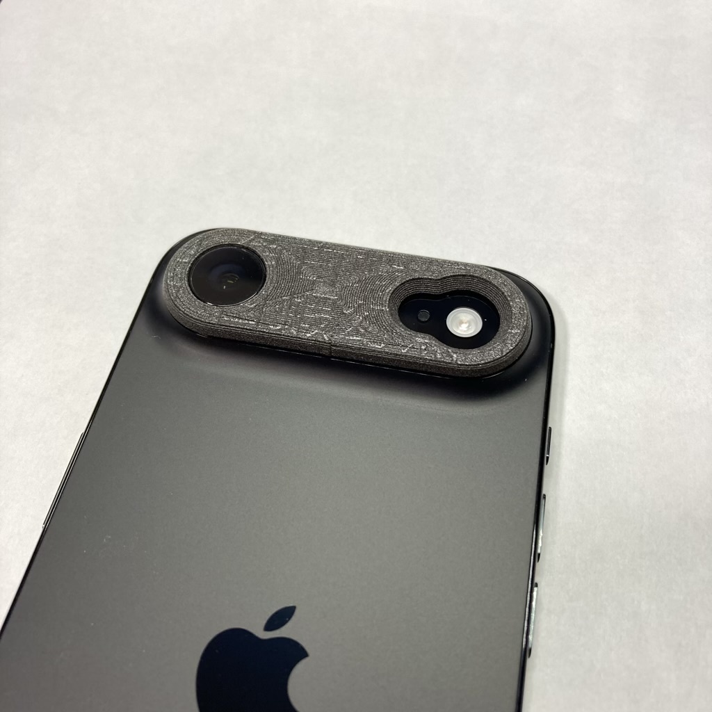 iPhone Air用のカメラ部のみを保護するバンパー
