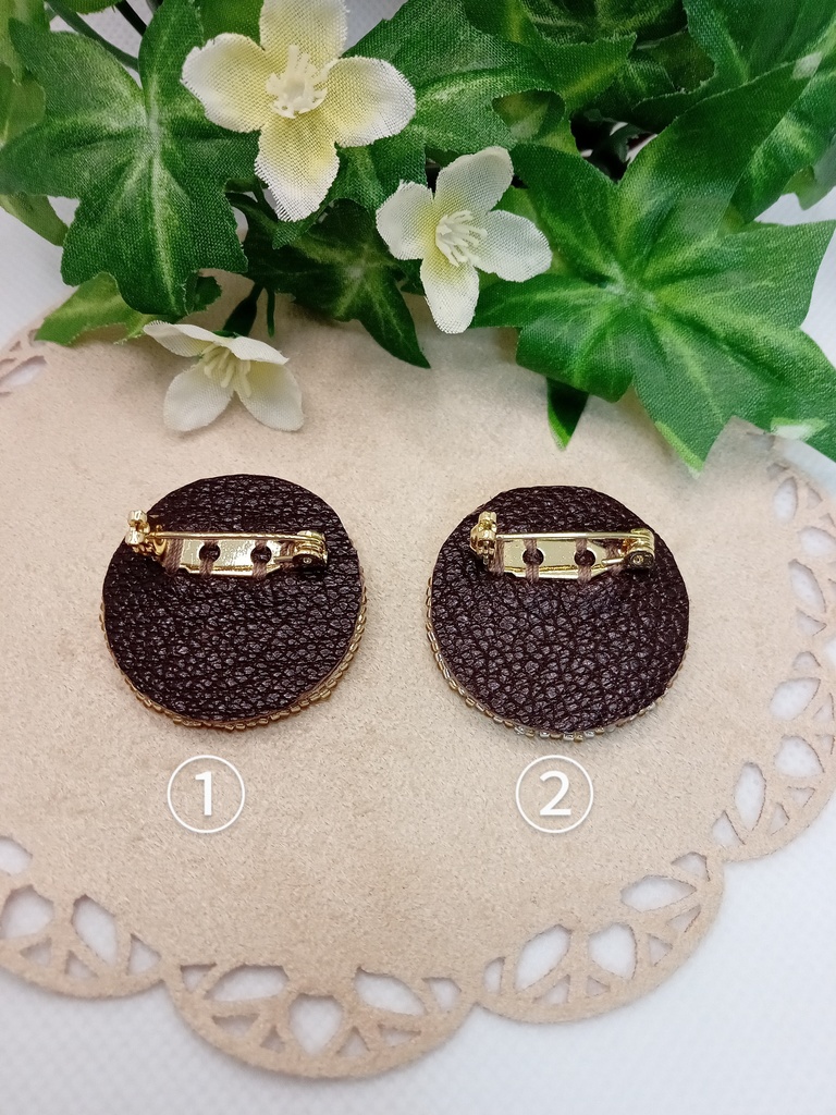 ミツバチさん中