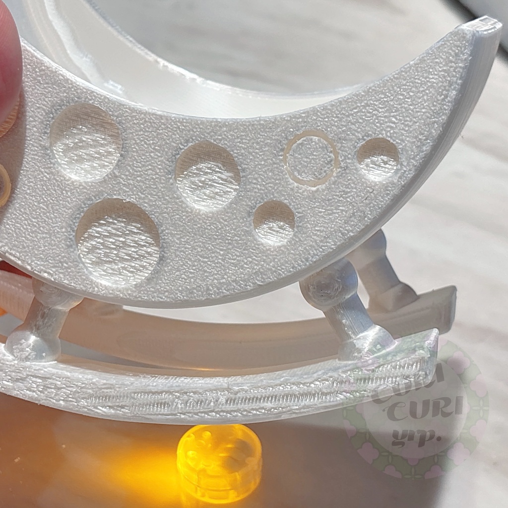 月のゆらゆらチェア(パールホワイト)