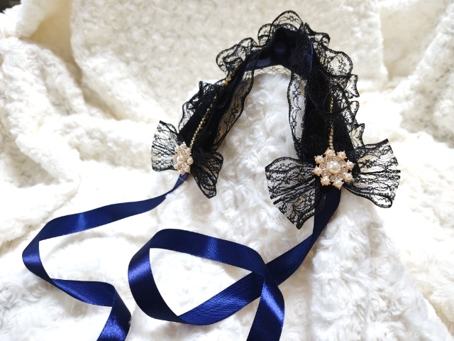 黒いレースのヘッドドレス