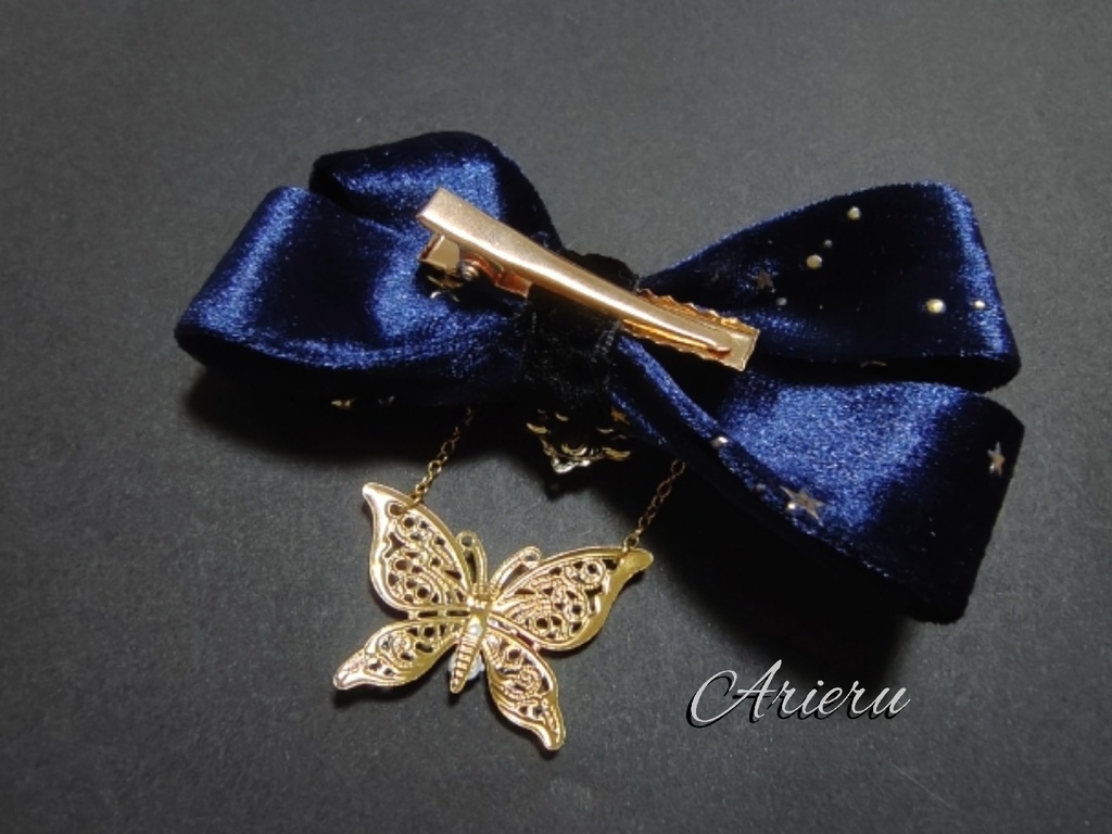 Midnight butterfly 夜空舞う蝶のベロアRibbonクリップ