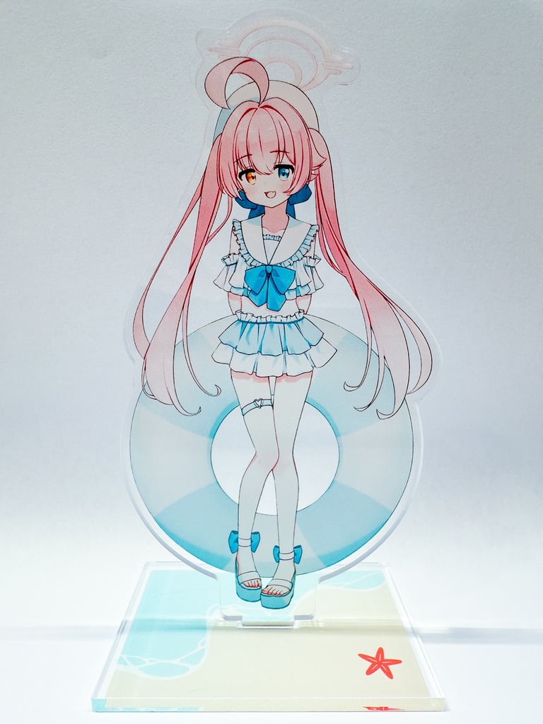 セーラー水着　小鳥遊ホシノ　アクリルスタンド