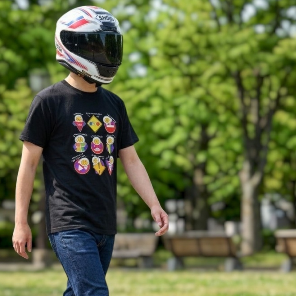 エッグ芋山いつ着るねんTシャツ(ブラック)前面プリントのみ