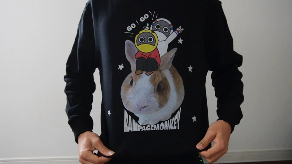 兎のあられGOGOスウェット-ブラック