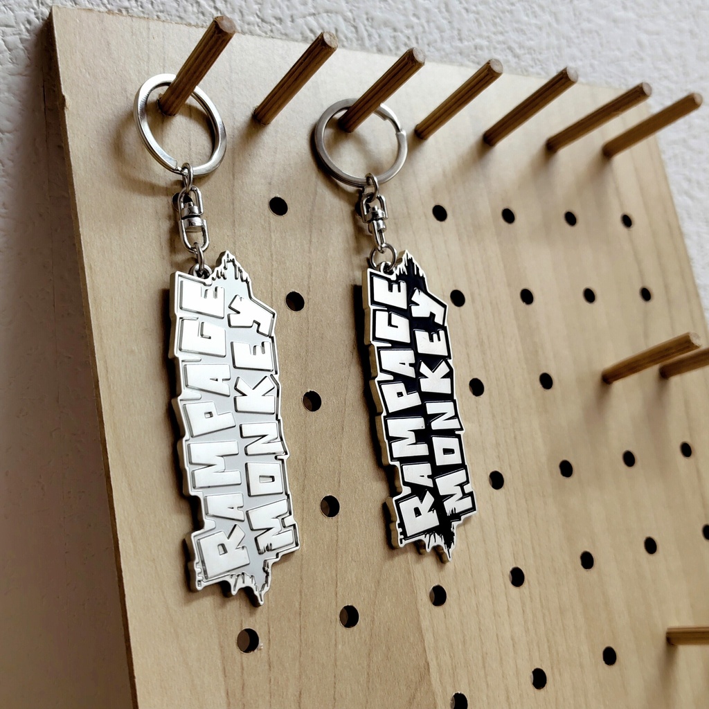 メタルキーホルダー〈black / silver〉(送料込み)