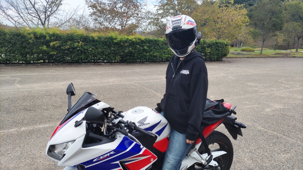 RMジップアップパーカー【受注期間1/25~2/2】(お届け予定3月ごろ)