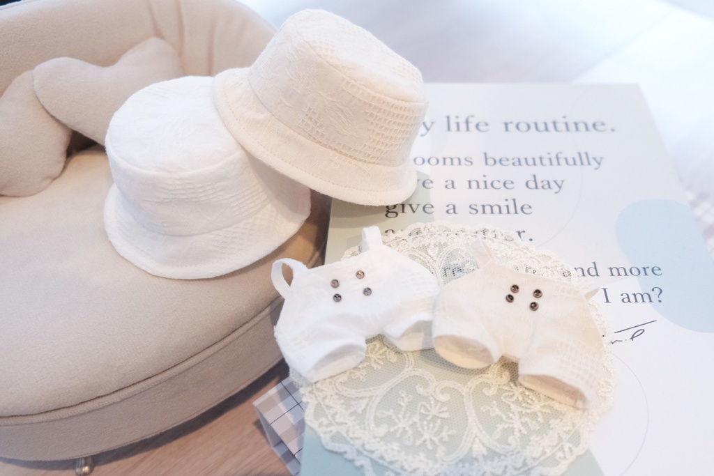 まっしろちゃんとあいぼりーちゃん