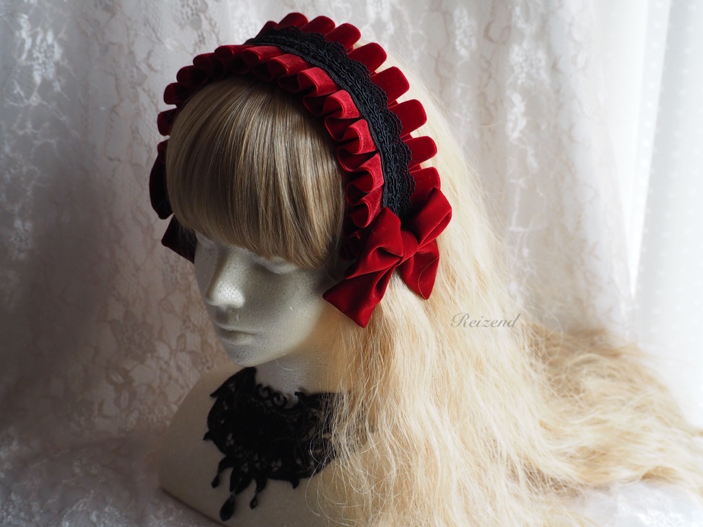 ベルベットカチューシャ　赤黒