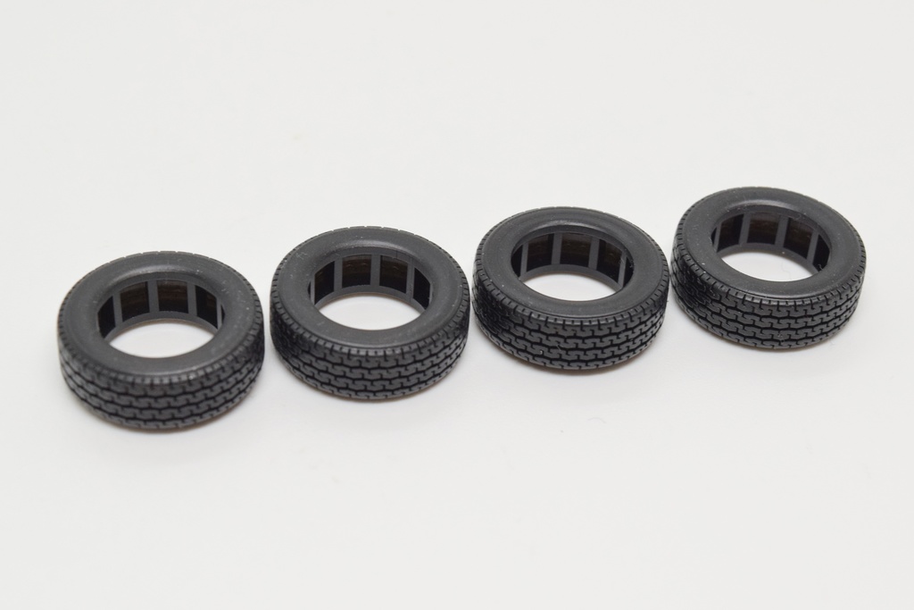 1/24 プラモデル タイヤ R7 タイプ