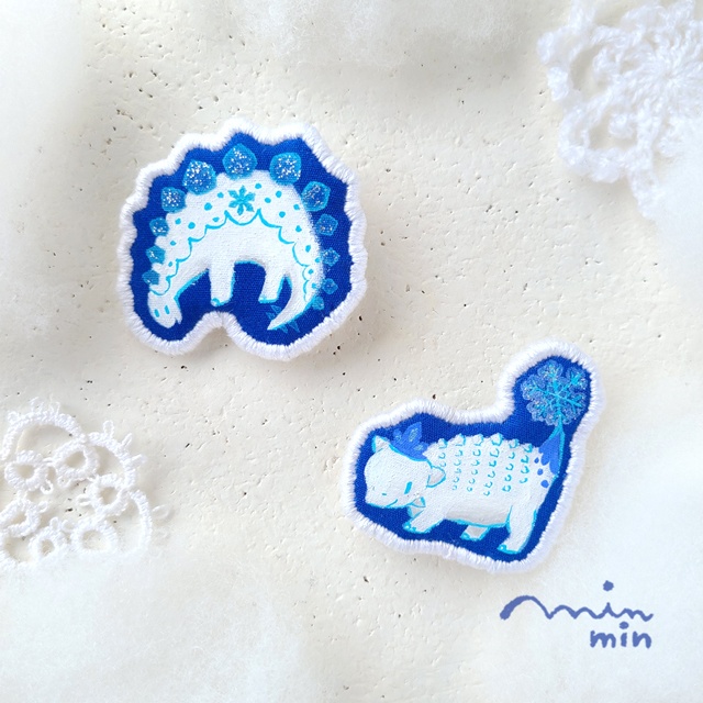 バッジ おっとりけらとぷす雪