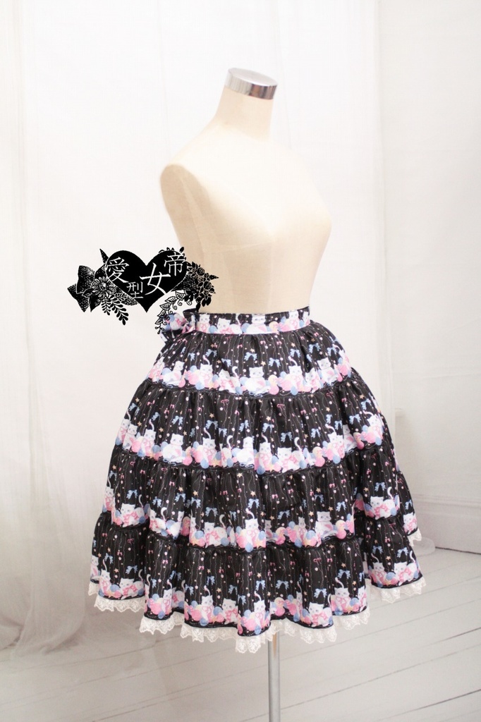 しろねこちゃんのティアードスカート くろいろ