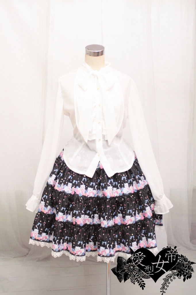 しろねこちゃんのティアードスカート くろいろ