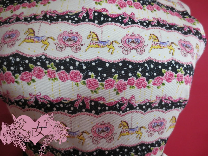 メリーゴーランドなジャンパースカート黒