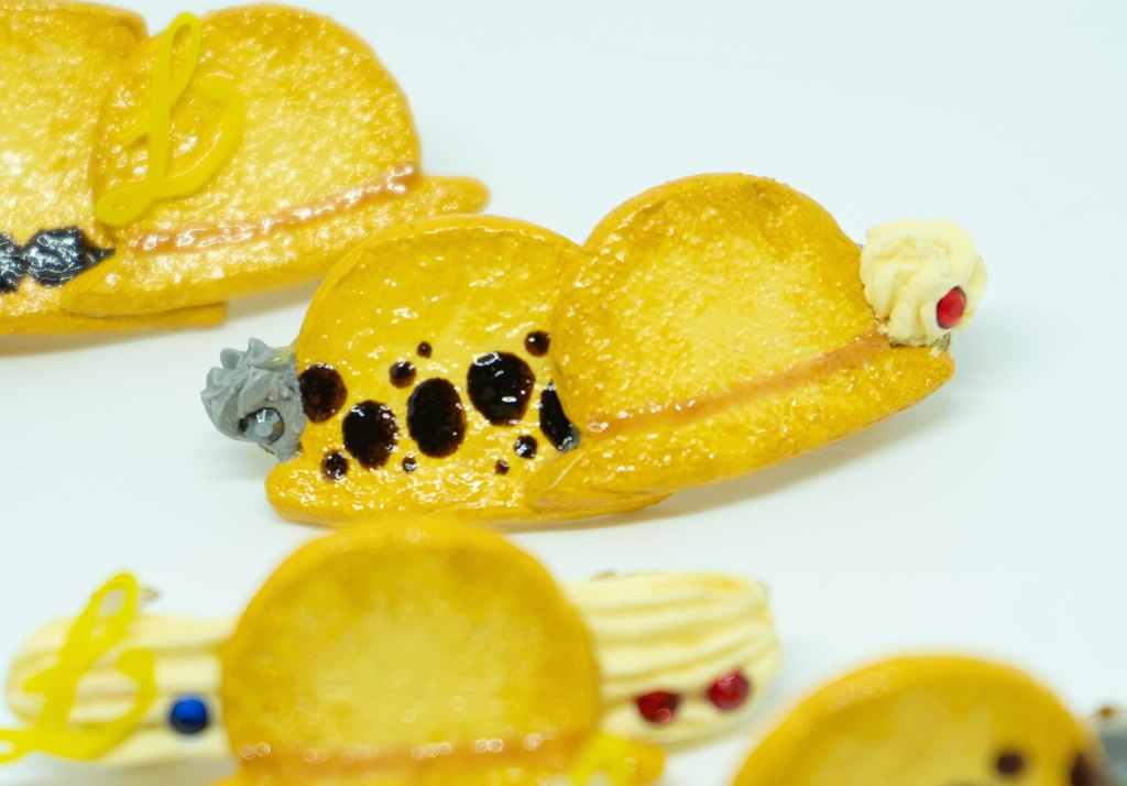 帽子クッキー風バレッタ