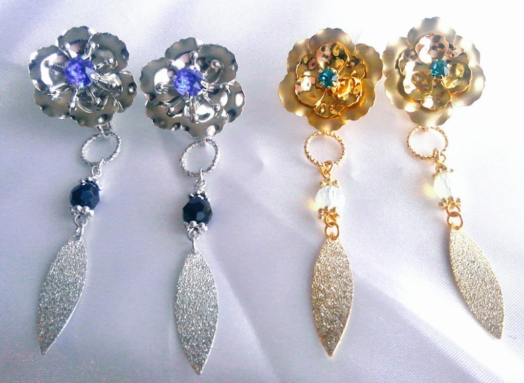 山姥切/伯仲耳飾り