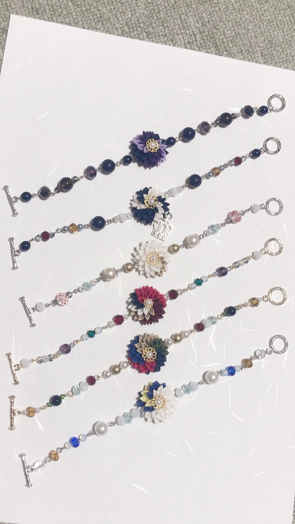 ユニットイメージつまみ細工のブレスレット