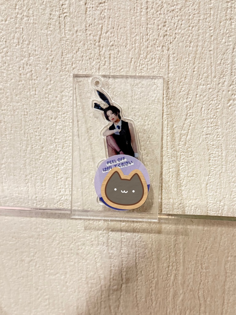 バニーアクリルキーホルダー Sサイズのみ