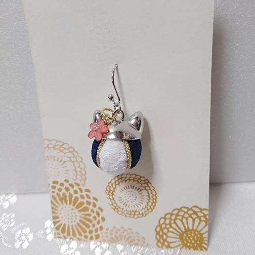 【刀剣乱舞】和風の毬風猫耳ピアス