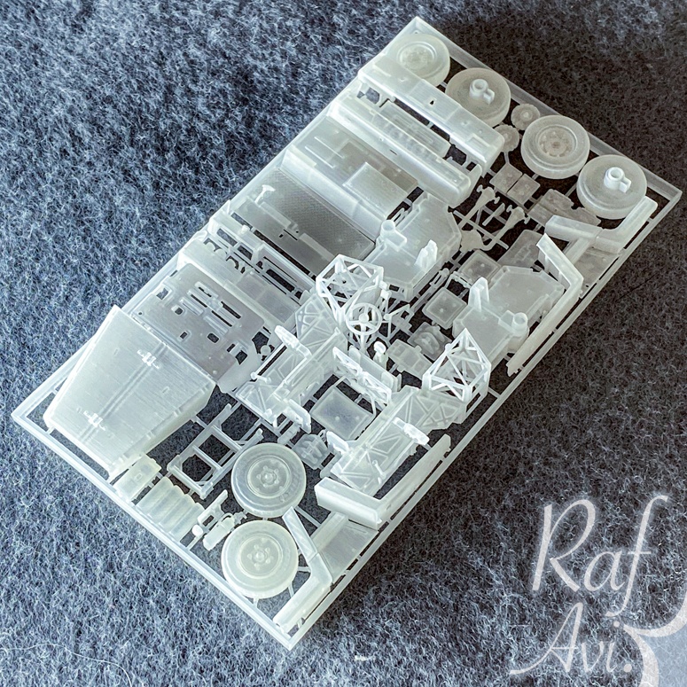 《723》1/72 3tけん引車(F-4EJ改用けん引棒付属)